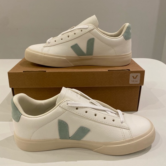 Veja Campo Sneaker Extra White/Matcha Suede sz 39EU/8US New in Box - Picture 6 of 7